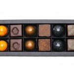 6 Formpralinen und 6 Schnittpralinen - Pralinen Winter Edition ohne Alkohol